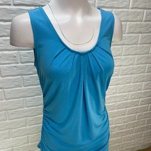 New York & Company Sleeveless Scoop Neck Top